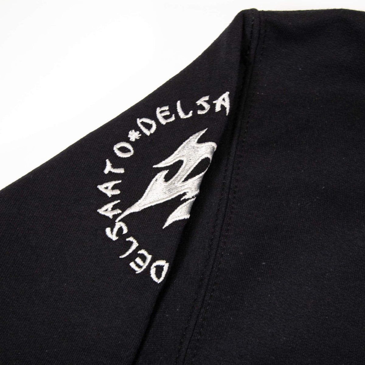 Kirin Logo Hoodie - Black